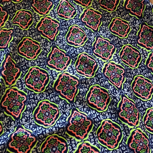 Geometric Print Bathing Suit - Picture 2 of 6